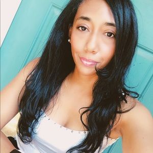 Meet your Posher, Aatavia